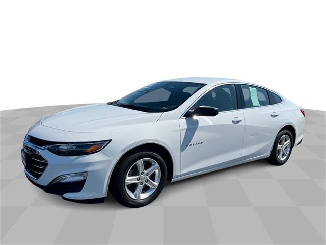 used 2022 Chevrolet Malibu car, priced at $17,618