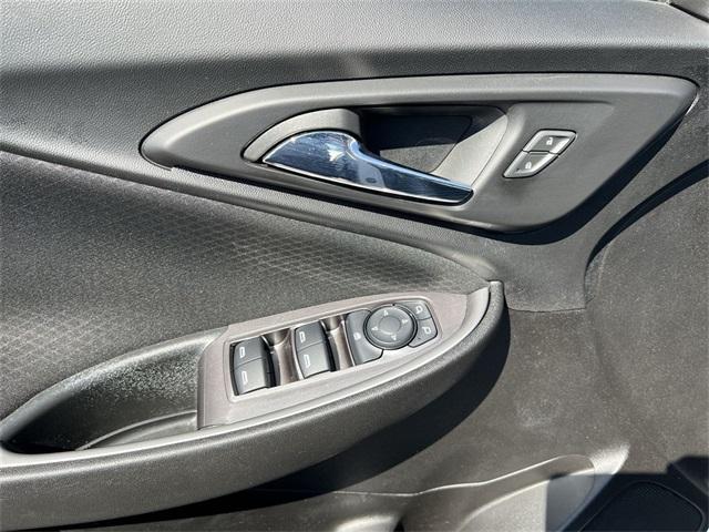 used 2022 Chevrolet Malibu car, priced at $17,618