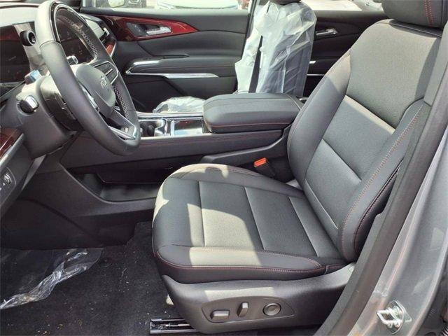 new 2025 Chevrolet Traverse car, priced at $54,705