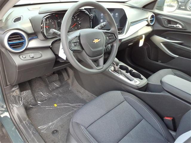 new 2025 Chevrolet Trax car, priced at $20,831
