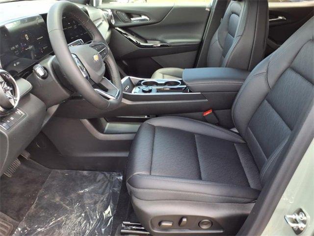 new 2026 Chevrolet Equinox car, priced at $30,463