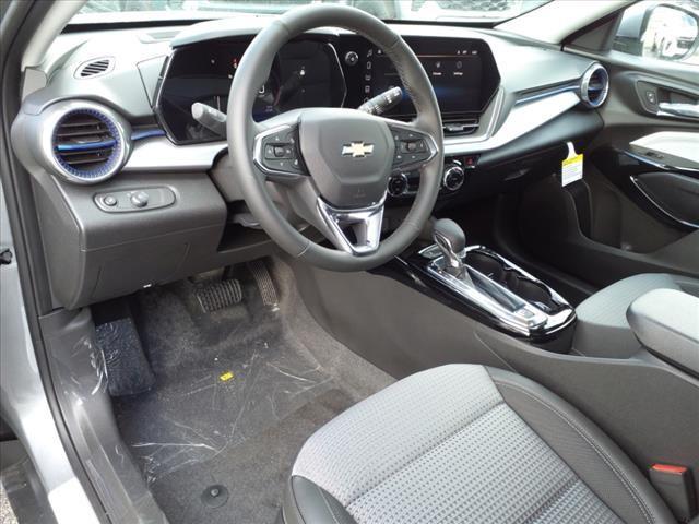 new 2025 Chevrolet Trax car, priced at $24,141