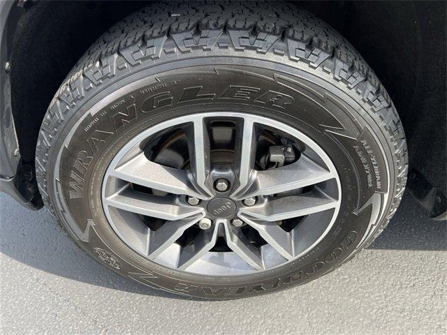 used 2020 Jeep Grand Cherokee car, priced at $22,174