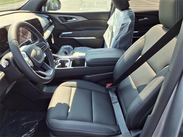 new 2026 Chevrolet Traverse car, priced at $47,413