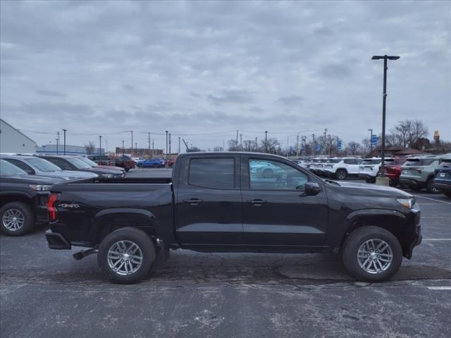 new 2024 Chevrolet Colorado car, priced at $39,215