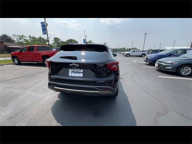 used 2025 Chevrolet Trax car, priced at $25,996