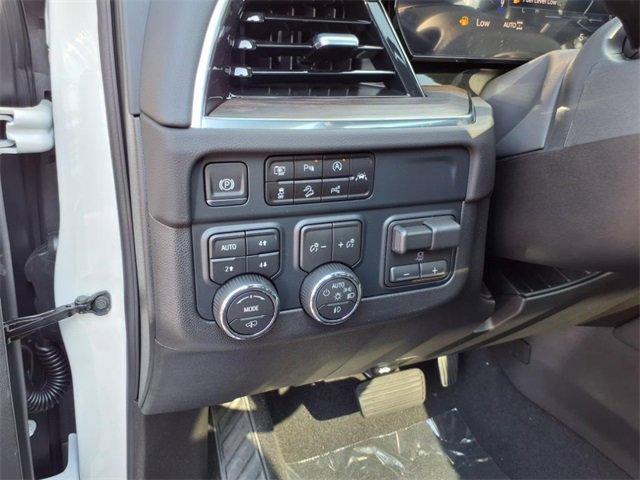 new 2025 Chevrolet Suburban car, priced at $78,960
