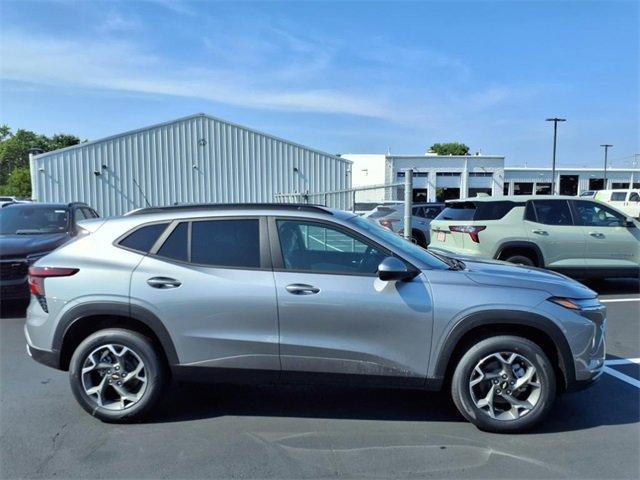 new 2025 Chevrolet Trax car, priced at $24,540