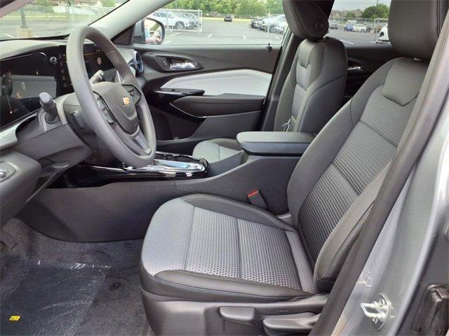 new 2025 Chevrolet Trax car, priced at $23,506