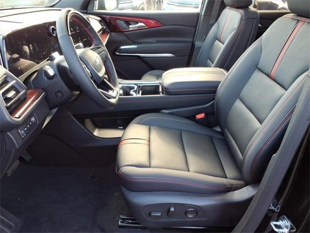 new 2025 Chevrolet Traverse car, priced at $55,303