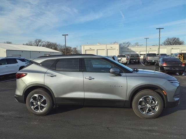 new 2025 Chevrolet Blazer car, priced at $36,632