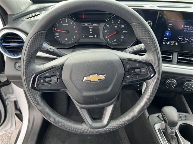 used 2025 Chevrolet Trax car, priced at $22,994