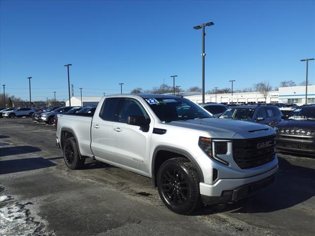 used 2022 GMC Sierra 1500 car, priced at $37,255