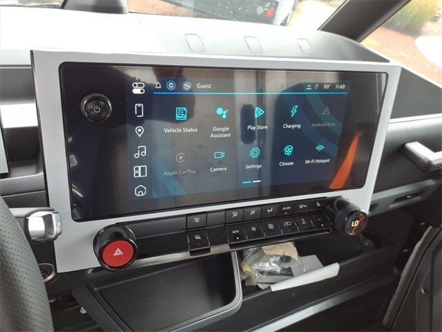 new 2025 Chevrolet BrightDrop 400 car, priced at $80,035