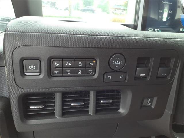 new 2025 Chevrolet BrightDrop 400 car, priced at $80,035