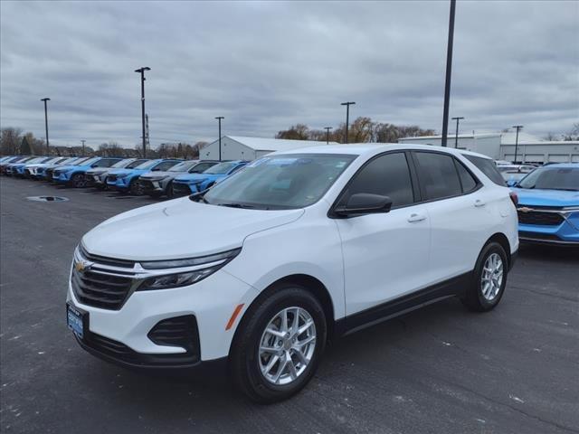 used 2024 Chevrolet Equinox car, priced at $20,462