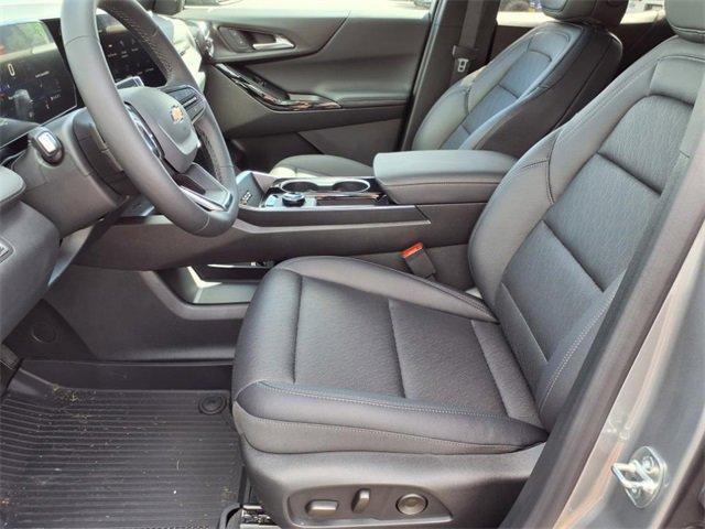 new 2026 Chevrolet Equinox car, priced at $33,642