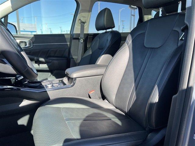 used 2024 Kia Sorento car, priced at $37,168