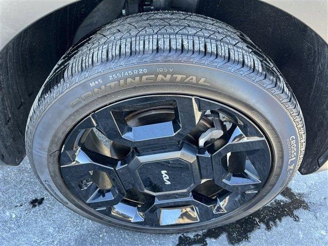 used 2024 Kia Sorento car, priced at $37,168