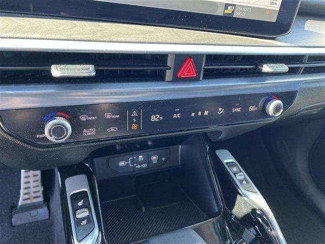 used 2024 Kia Sorento car, priced at $37,168