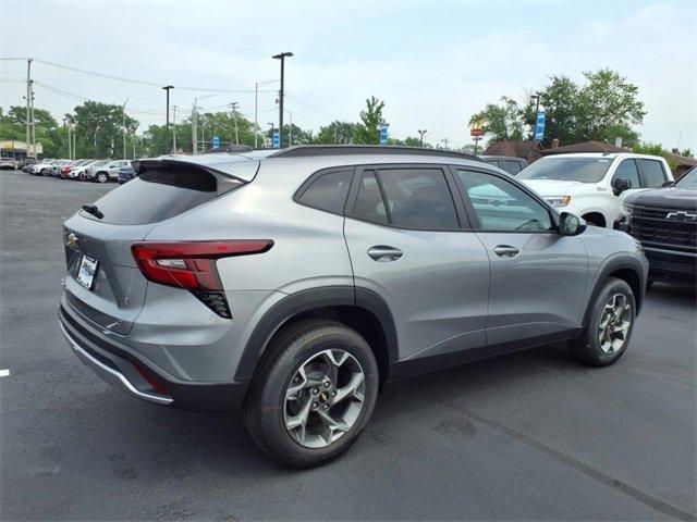 new 2025 Chevrolet Trax car, priced at $24,443