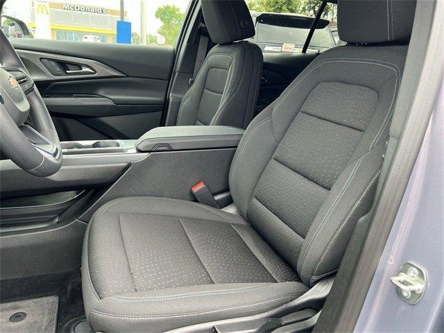 used 2025 Chevrolet Equinox EV car, priced at $29,888