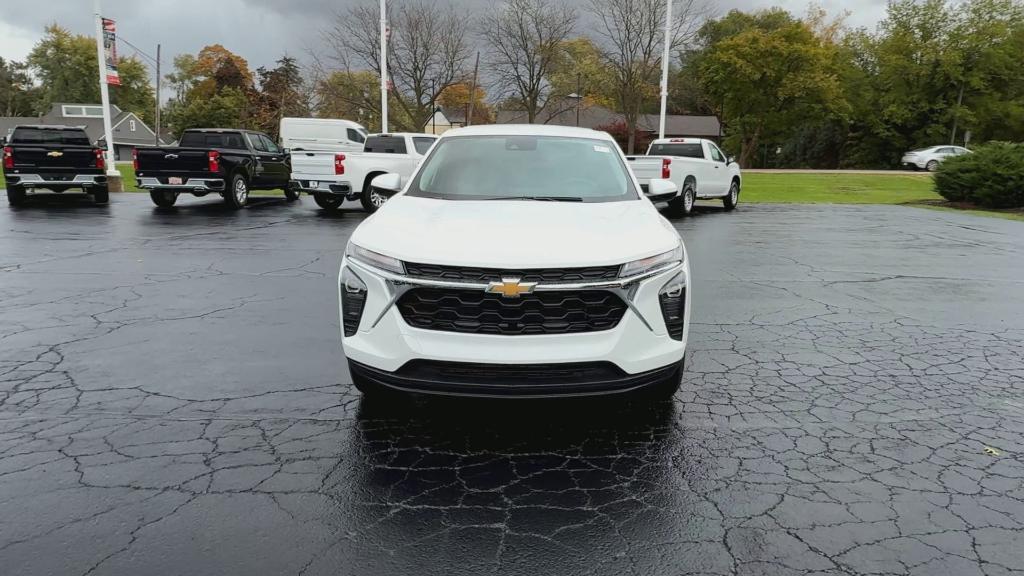 new 2026 Chevrolet Trax car, priced at $23,483