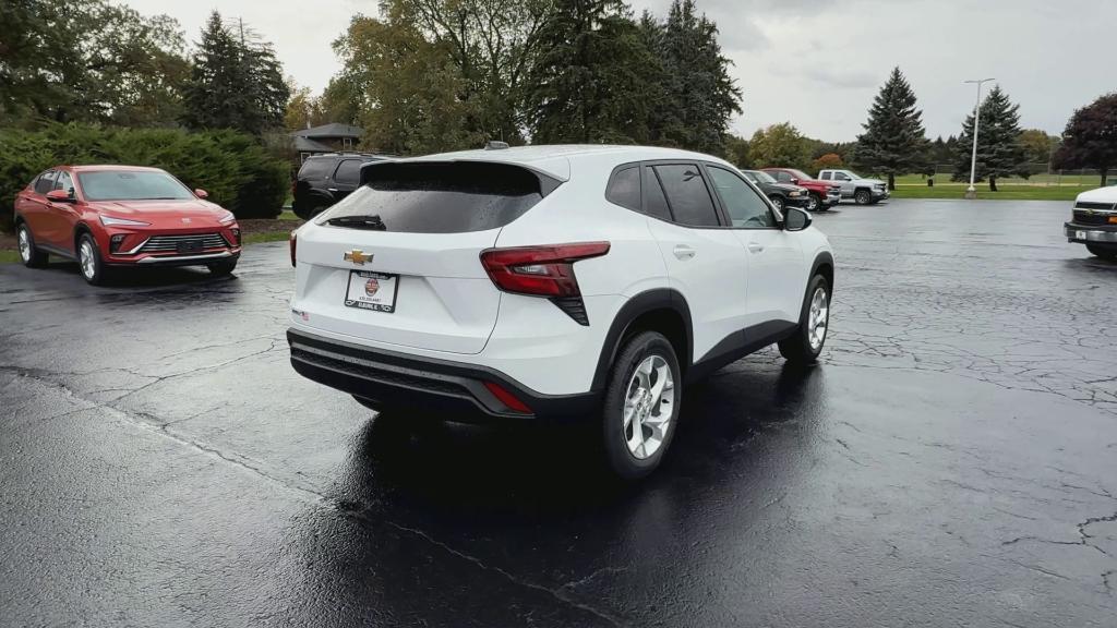 new 2026 Chevrolet Trax car, priced at $23,483
