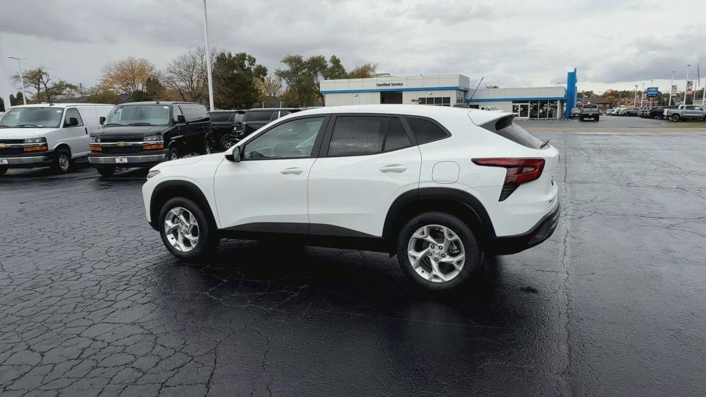 new 2026 Chevrolet Trax car, priced at $23,483