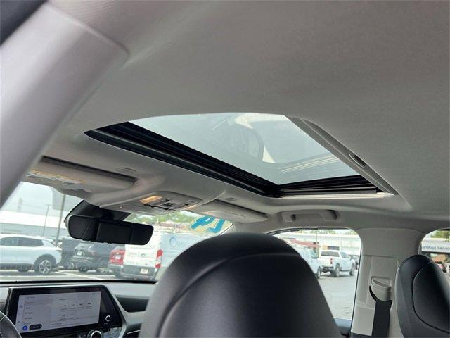 used 2024 Toyota Highlander car, priced at $41,662