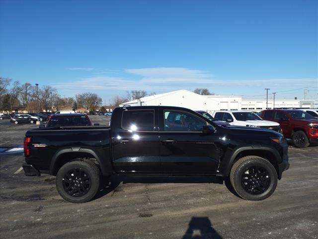 new 2025 Chevrolet Colorado car, priced at $47,181