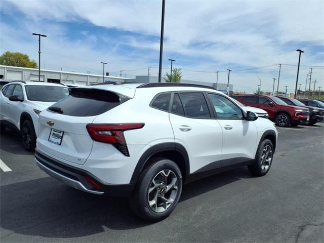 new 2025 Chevrolet Trax car, priced at $24,840
