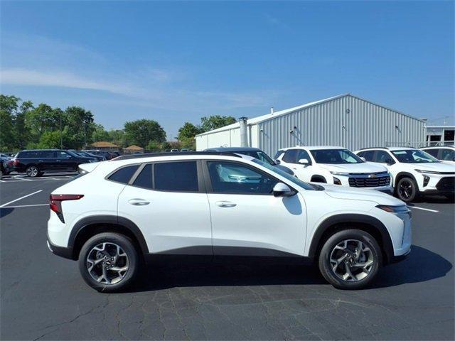 new 2025 Chevrolet Trax car, priced at $23,825