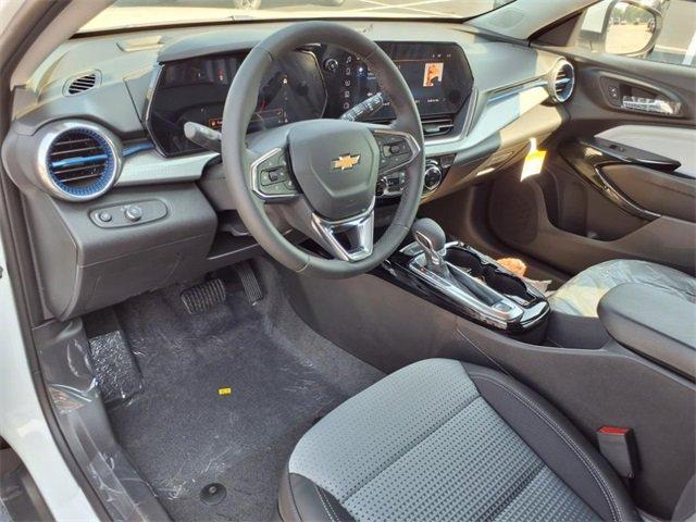 new 2025 Chevrolet Trax car, priced at $23,825