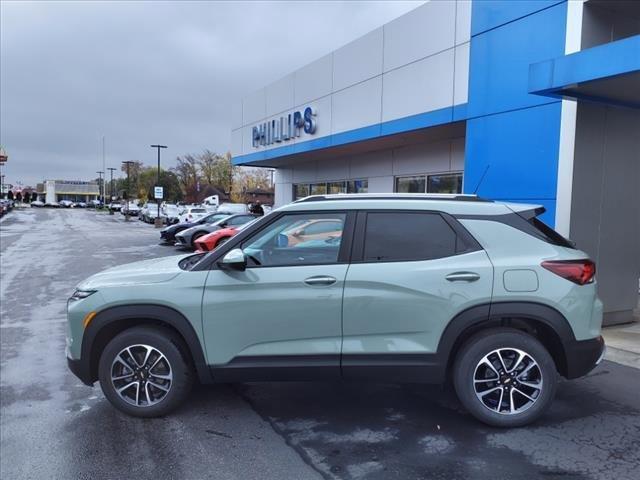 new 2025 Chevrolet TrailBlazer car, priced at $28,910