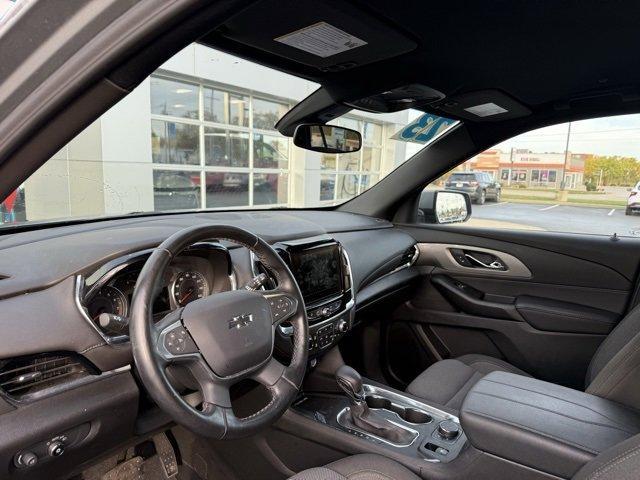 used 2023 Chevrolet Traverse car, priced at $28,923