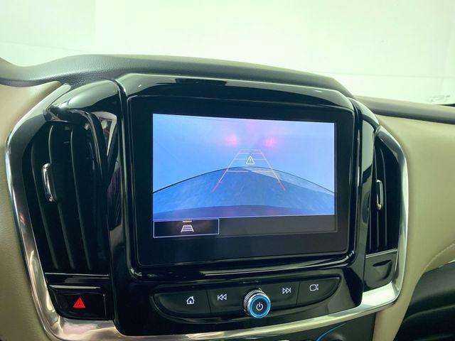 used 2023 Chevrolet Traverse car, priced at $31,000