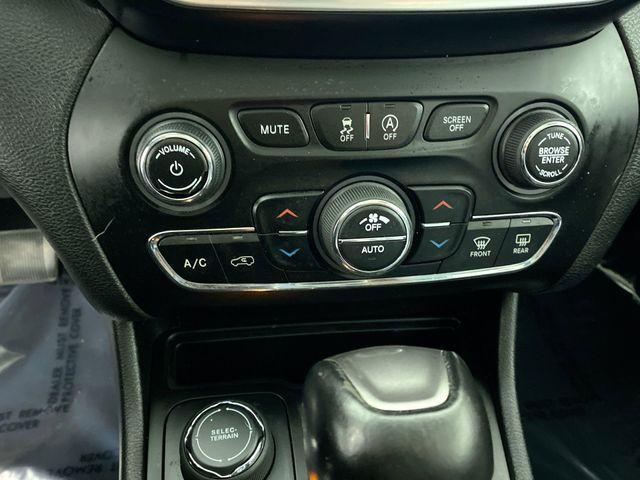 used 2019 Jeep Cherokee car, priced at $18,000