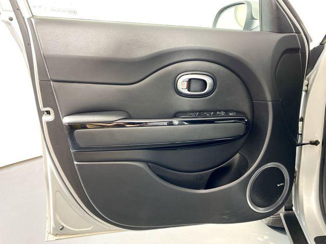 used 2015 Kia Soul car, priced at $9,647