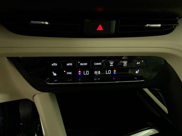 used 2023 Buick Envision car, priced at $27,994