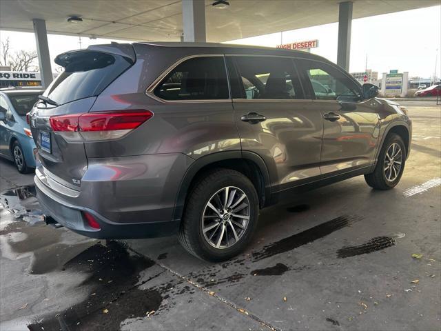 used 2019 Toyota Highlander car, priced at $20,950