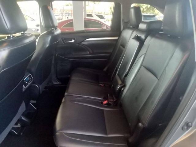 used 2015 Toyota Highlander car, priced at $19,950