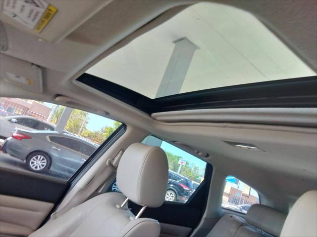 used 2012 Mazda CX-7 car, priced at $8,950