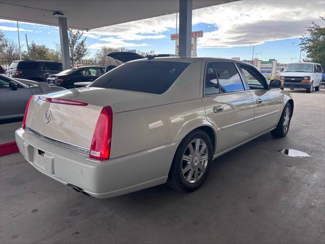 used 2007 Cadillac DTS car, priced at $3,950