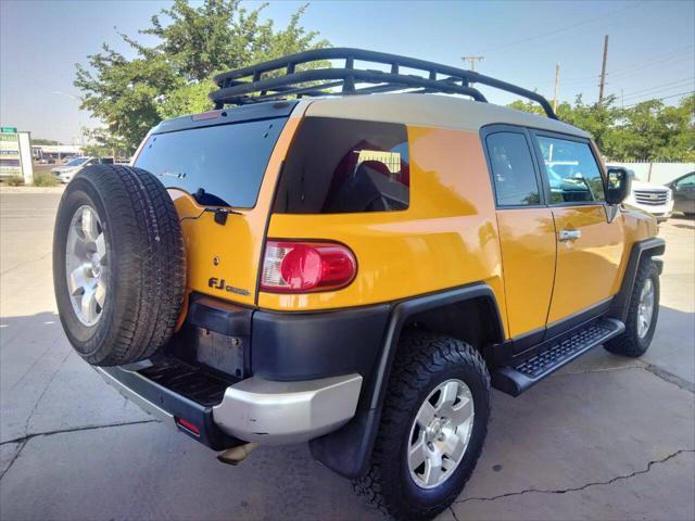 used 2007 Toyota FJ Cruiser car, priced at $14,950