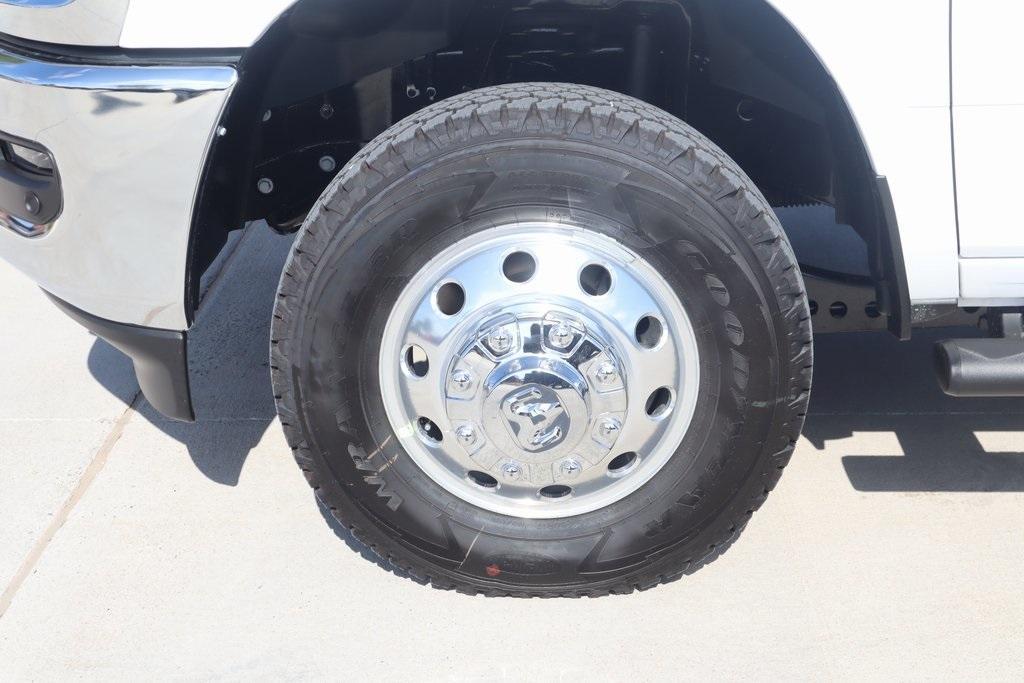 new 2025 Ram 3500 car, priced at $70,395