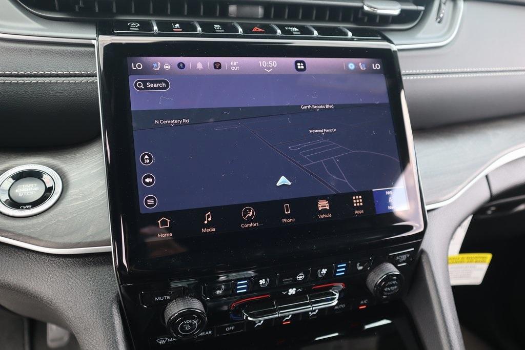 new 2025 Jeep Grand Cherokee car, priced at $49,987