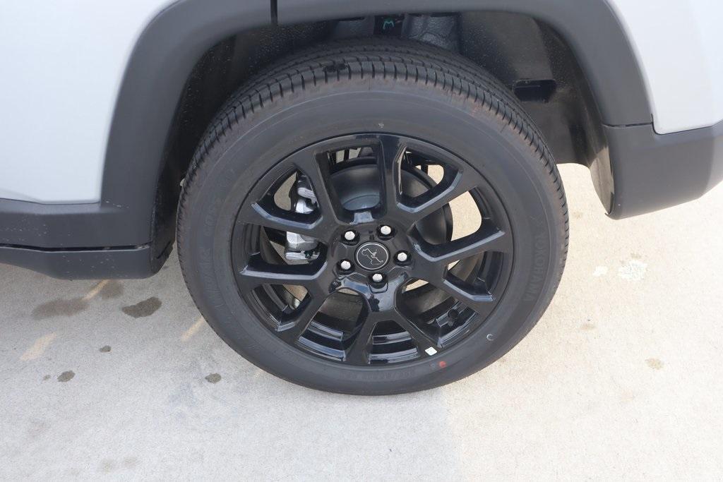 new 2026 Jeep Compass car, priced at $30,220