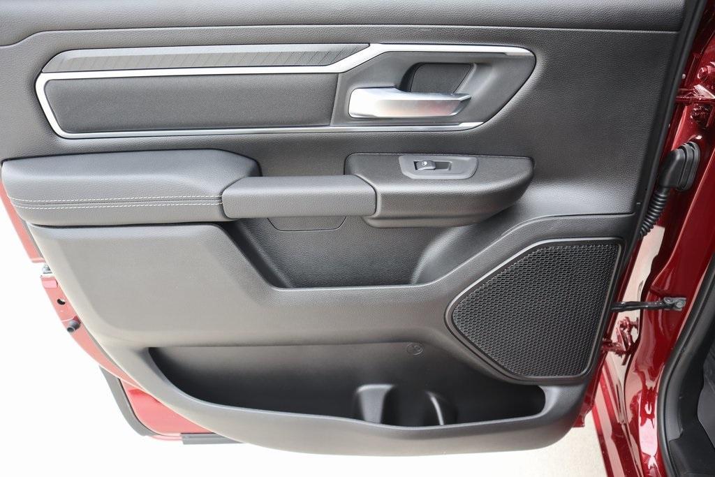new 2025 Ram 1500 car, priced at $53,082