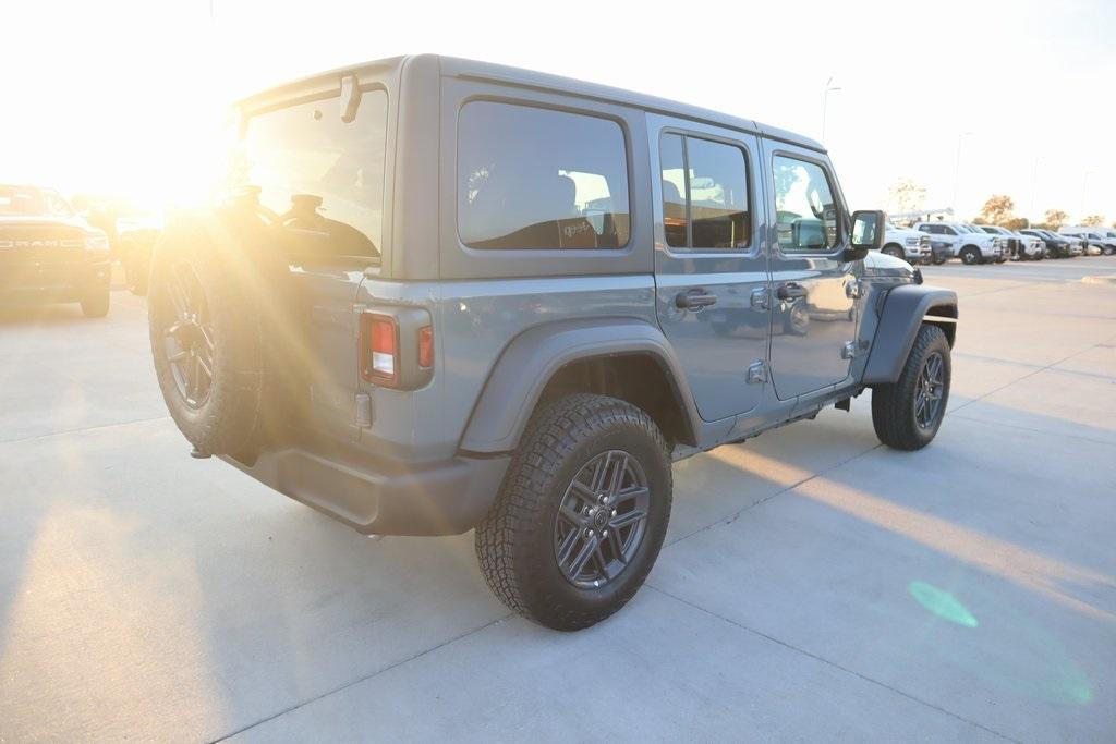 new 2025 Jeep Wrangler car, priced at $37,376